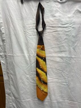Men's Yellow & Brown Patterned Silk Tie